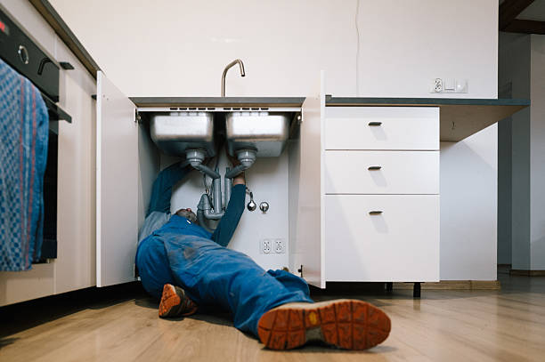 Professional Emergency Plumber technician working in Glasco, NY